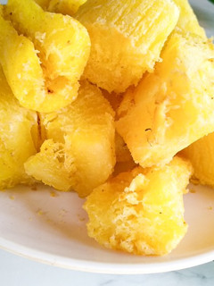 Foto resep Singkong goreng bumbu kuning merekah dan empuk