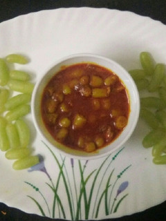 A picture of Green Grapes Pickle.