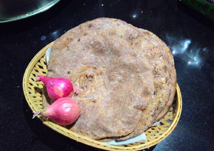 Recipe of Super Quick Homemade Nachani bhakri