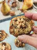 Cookies con cioccolato fondente pere e noci