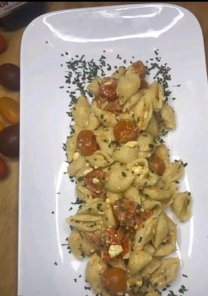 Une photo de Pâtes aux Tomates cerises feta pesto