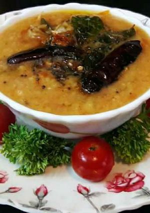 A picture of Tomato daal.