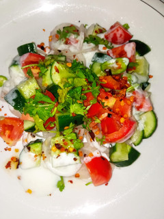 A picture of 3 color kachumber.