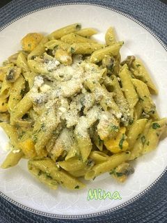 عکسی از دستور پاستا مرغ و اسفناج