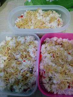 Foto resep Nasi liwet teri magic com