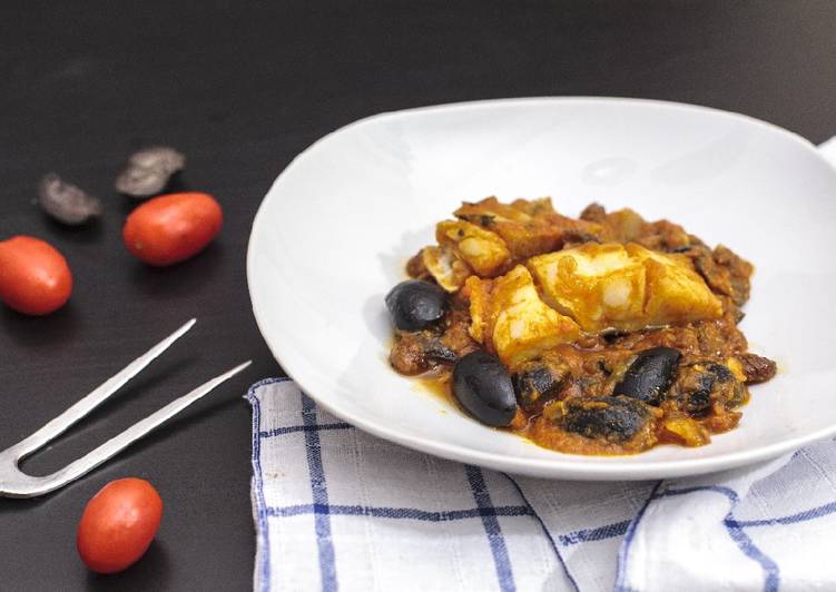 Baccalà chi passuli (di Cibo e leggende)