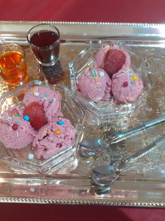 عکسی از دستور بستنی 🍨توت فرنگی🍓 بدون ثعلب