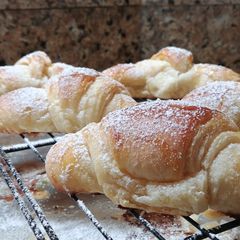 A picture of Croissants.