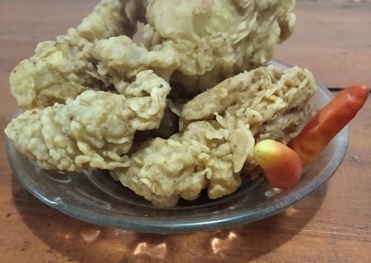 Langkah Mudah untuk Menyiapkan Kentucky fried chicken (ide jualan), Enak