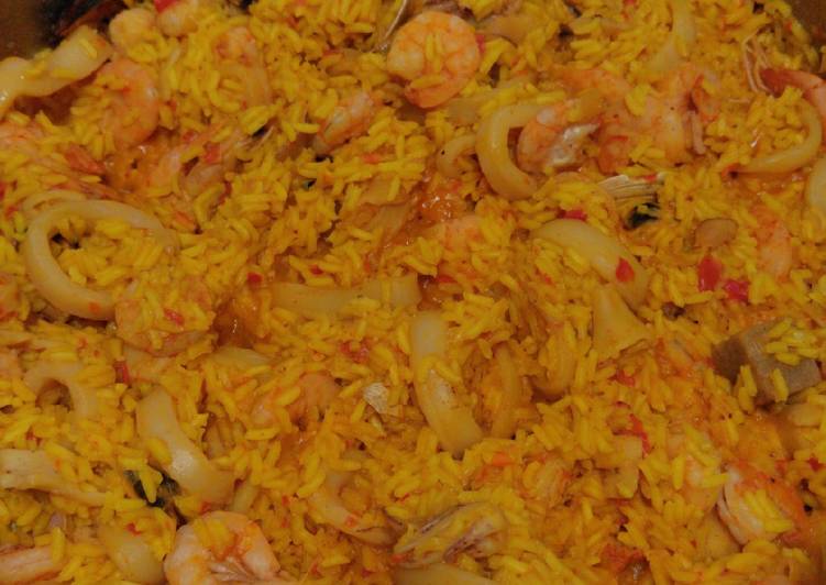 Paella de marisco a mi manera