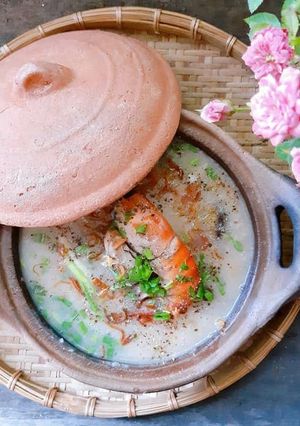 Hình của món Cháo hàu hải sản 🦐🦪🦑.