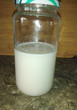 Una foto de Bebida o leche de coco