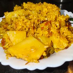 A picture of UP-Style Aloo Tehri | Simple, Aromatic & Comforting 🍚🥔✨.