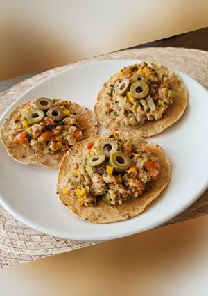 A picture of Colorful Stewed Tuna.