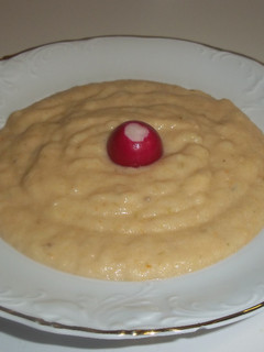 Una foto de Crema de verduras con merluza