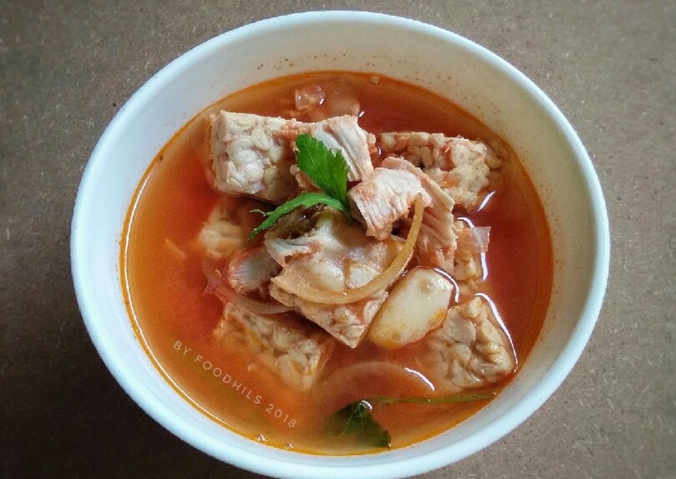 Sup tomat ayam tempe