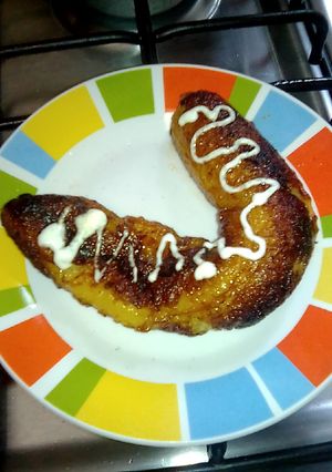 Una foto de Deliciosos plátanos fritos con crema