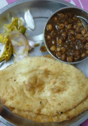 छोले (chole recipe in hindi) रेसिपी मुख्य फोटो