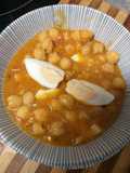 Stewed Chickpeas with Hard-Boiled Egg