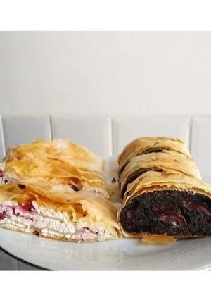Túrós-erdeigyümölcsös és mákos-cseresznyés rétes 🍒 recept fotója