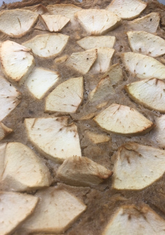 Una foto de Tarta natilla de manzana y plátano light