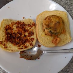 A picture of Vada Bread.