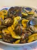 Orecchiette d’oro alle vongole