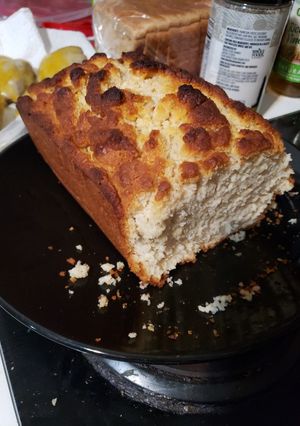 A picture of Honey beer bread.