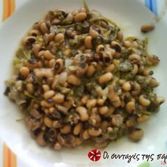 Black-eyed peas with wild greens A picture of Black-eyed peas with wild greens.