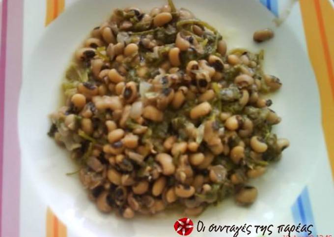 Recipe of Award-winning Black-eyed peas with wild greens