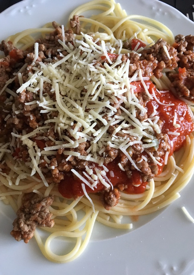 Una foto de Espaguetis con carne picada