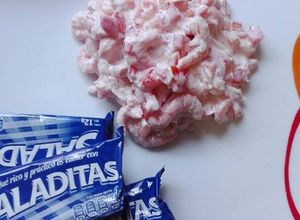 Una foto de Ensalada de camarón
