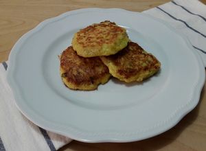 O poză a rețetei Chiftele de cartofi cu cașcaval.