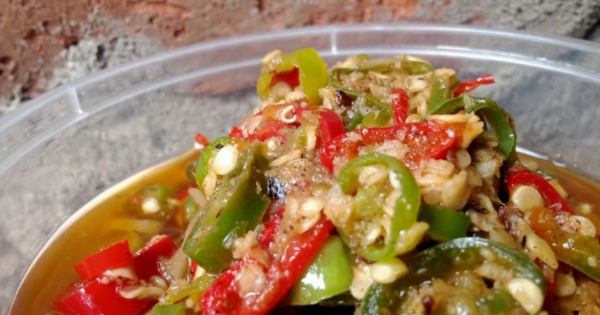 Sambal sisir nasi kuning