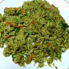 A picture of Hara bhara pulav.