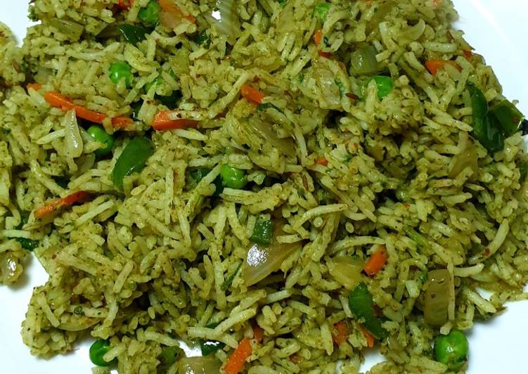 Recipe of Hara bhara pulav in A Minutes for Young Wife