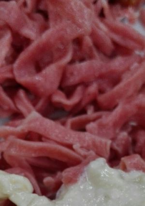 Una foto de Pasta al huevo rosa