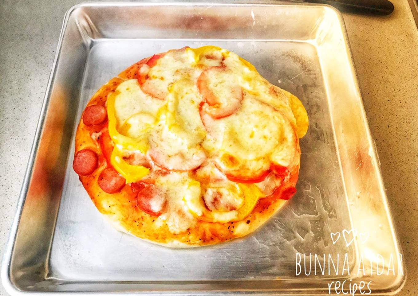 Sausage Mozzarella pizza