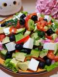 Fresh Avocado, Feta and Vegetable Salad — Bright Side for Any Dinner ❤️