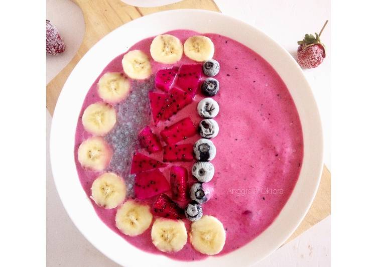 Cara Gampang Menyiapkan Smoothies Bowl Anti Gagal