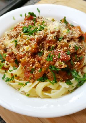 A picture of Creamy Sausage Bolognese.