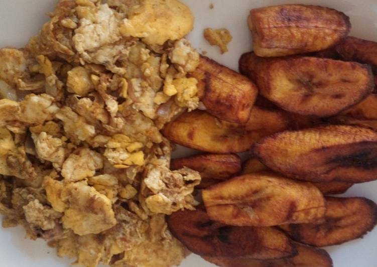 Plantain with scrambled eggs