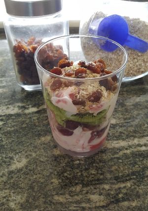 Foto de Iogurte grego com fruta