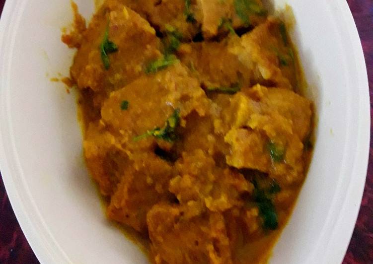 Recipe of Favorite Spicy Besan curry