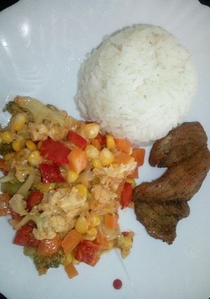 Una foto de Verdura gratinada en sartén