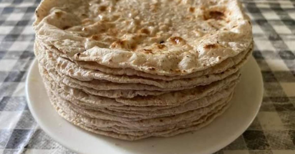 Quinoa Flour Pulka / Roti Recipe by Sneha Patel - Cookpad