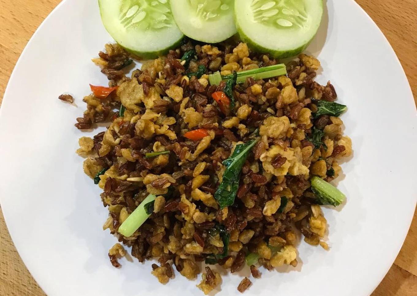Nasi goreng beras merah oats
