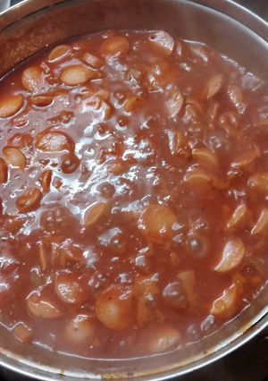 Una foto de Salsa de tomate y panchos