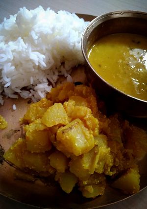 আলু পোস্ত (alu posto recipe in Bengali) রেসিপির প্রধান ছবি