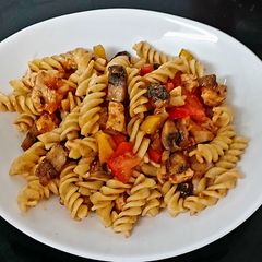 A picture of My Tasty Chicken & Mushroom Pasta 💞.